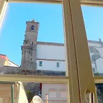 A Window To - Premium By The River * Πόρτο