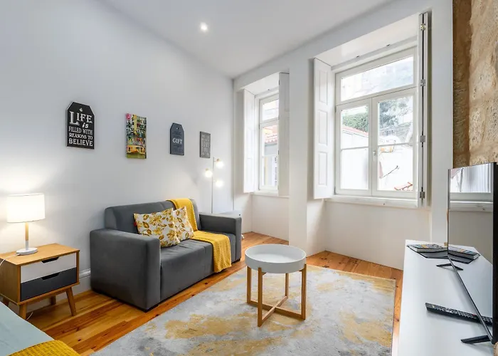 A Window To - Premium By The River Apartament Porto