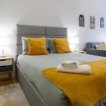 Apartamento A Window To - Premium By The River *